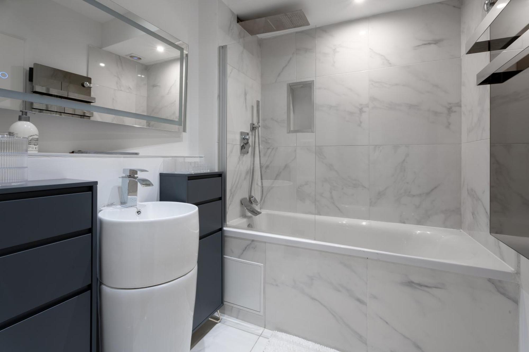 Le Yona Mirabeau - Appartement T3 Atypique Situe Dans Le Centre Ville Historique - Proche Rotonde Aix-en-Provence Bagian luar foto